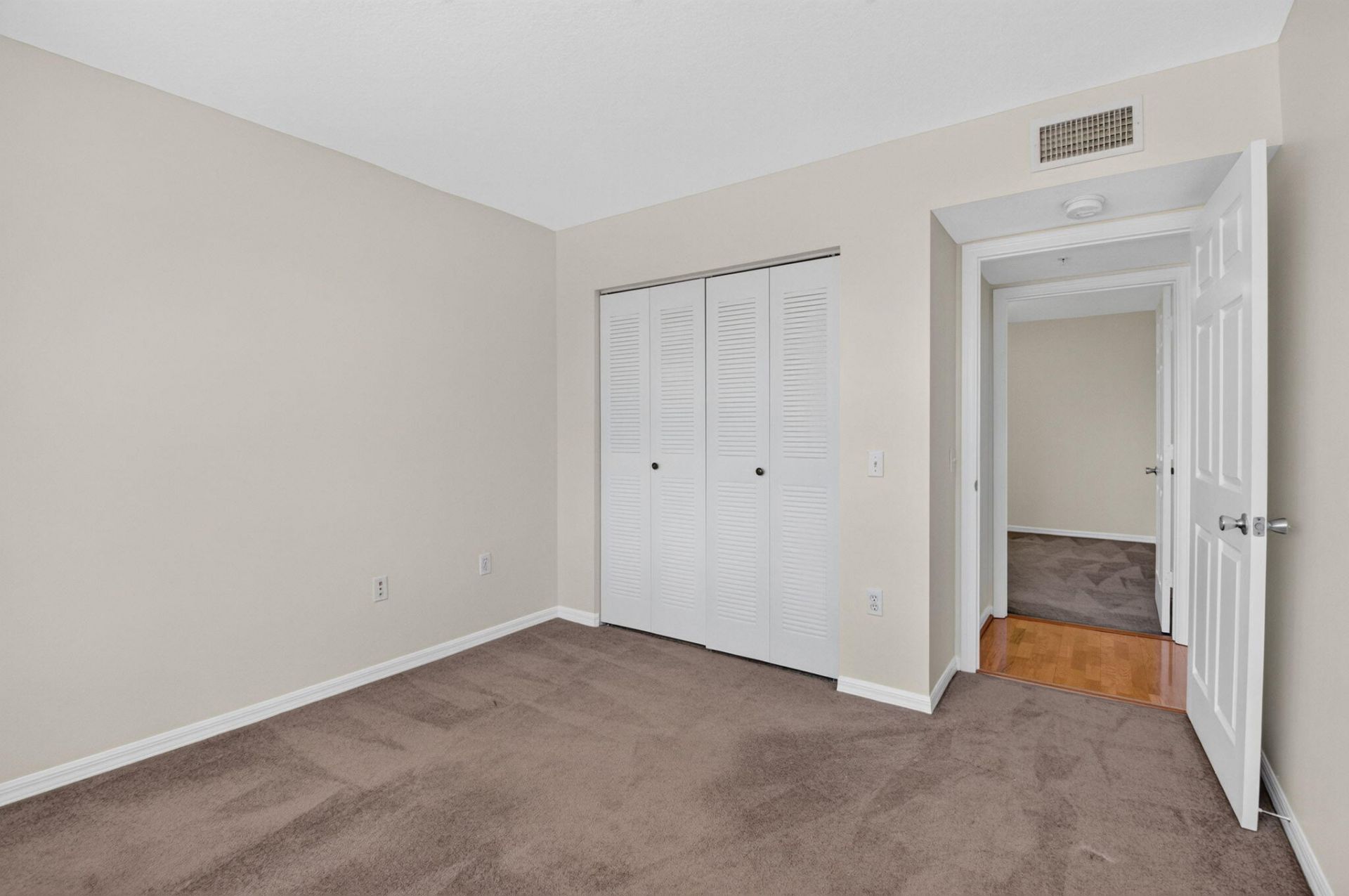 417 Villa Circle, Boynton Beach, FL 33435 Photo