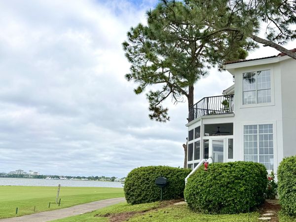 32 Vantage Point, Miramar Beach, FL 32550