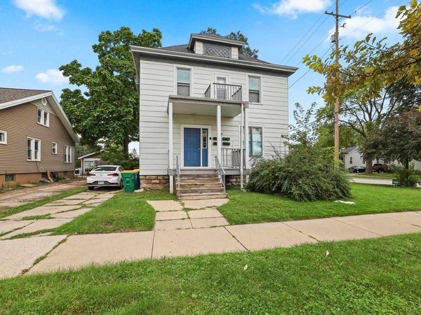 200 S MAPLE AVENUE, Green Bay, WI 54303