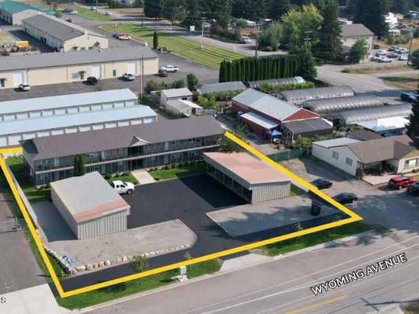 91 W Wyoming AVE , Hayden, ID 83835
