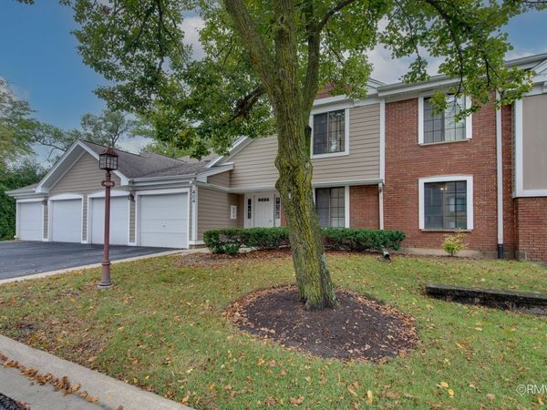 404 Sandalwood Lane , Unit A2, Schaumburg, IL 60193