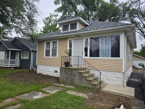 306 Barry Avenue , Lockport, IL 60441