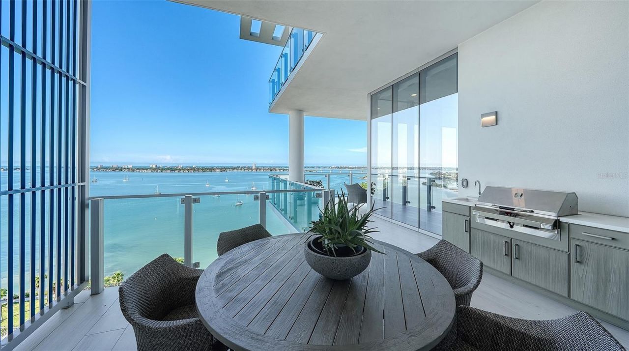 605 S Gulfstream Avenue, Unit 13, Sarasota, FL 34236 Photo