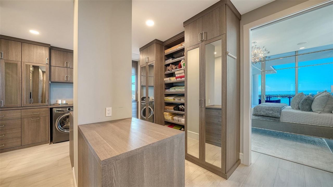 605 S Gulfstream Avenue, Unit 13, Sarasota, FL 34236 Photo