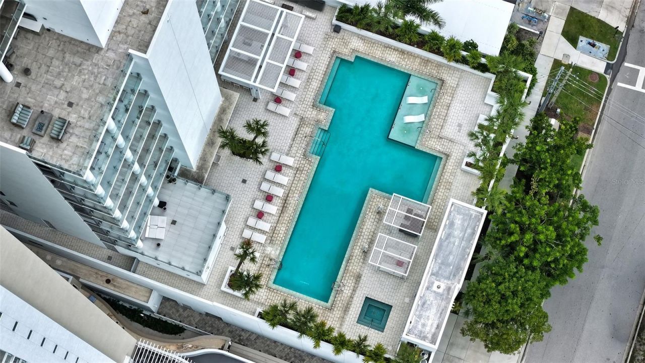605 S Gulfstream Avenue, Unit 13, Sarasota, FL 34236 Photo