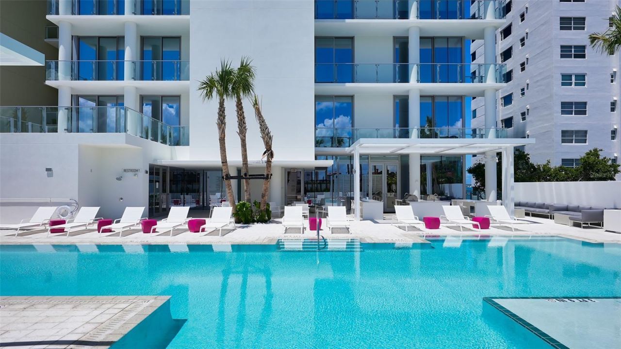 605 S Gulfstream Avenue, Unit 13, Sarasota, FL 34236 Photo
