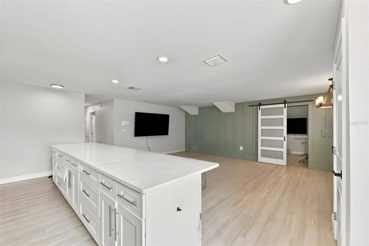 1151 55th Avenue S, Saint Petersburg, FL 33705 Photo