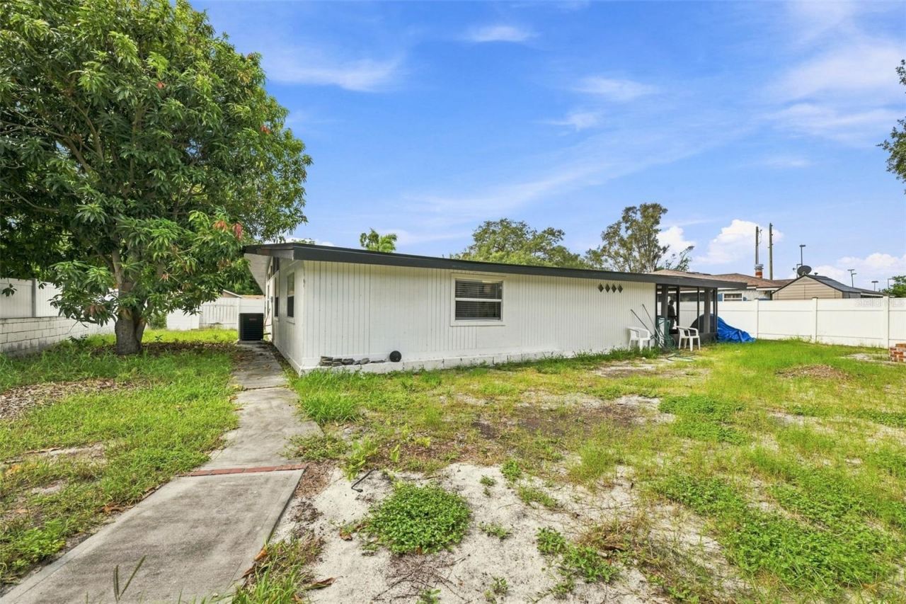 1151 55th Avenue S, Saint Petersburg, FL 33705 Photo