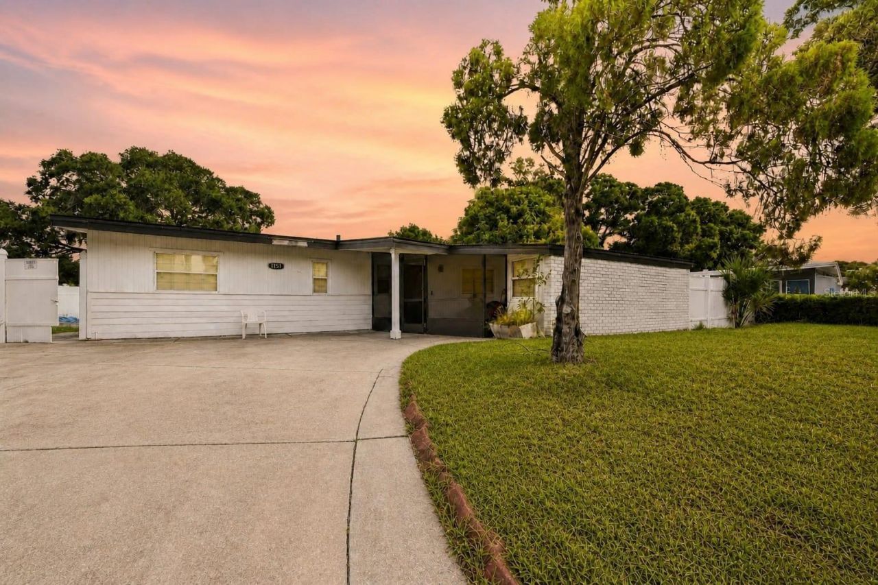 1151 55th Avenue S, Saint Petersburg, FL 33705 Photo