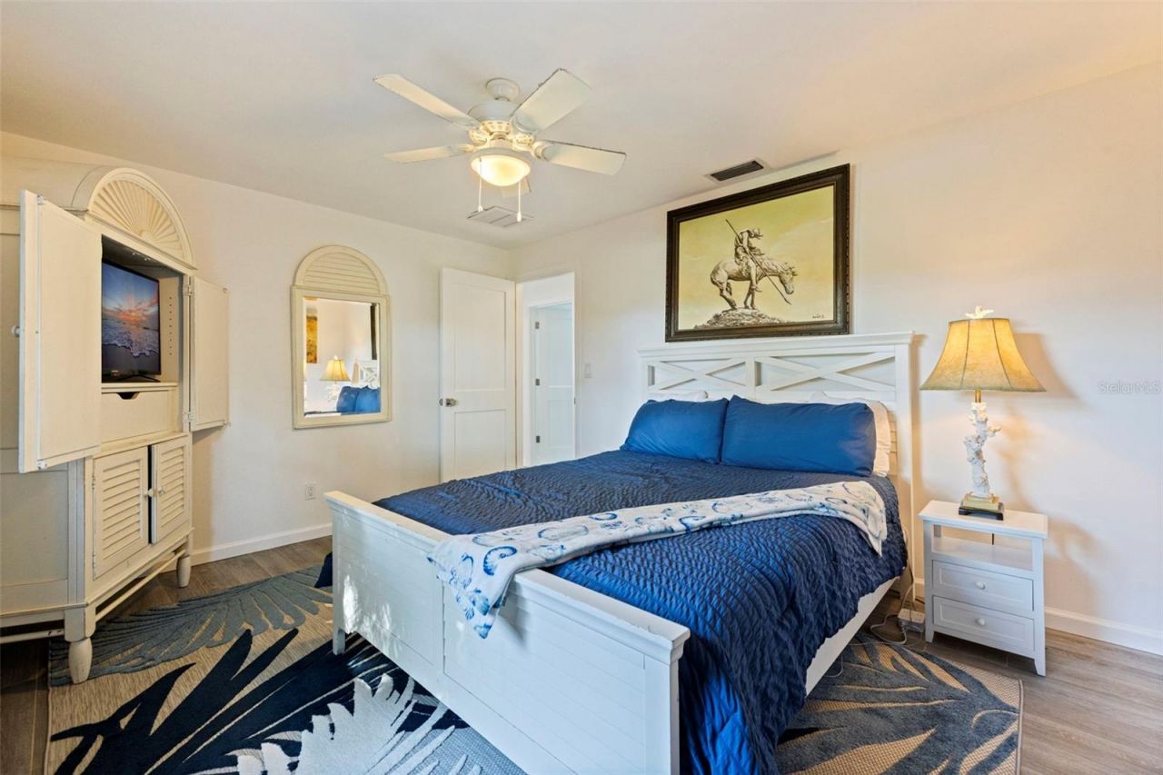 1894 Tanglewood Drive Ne, Saint Petersburg, FL 33702 Photo