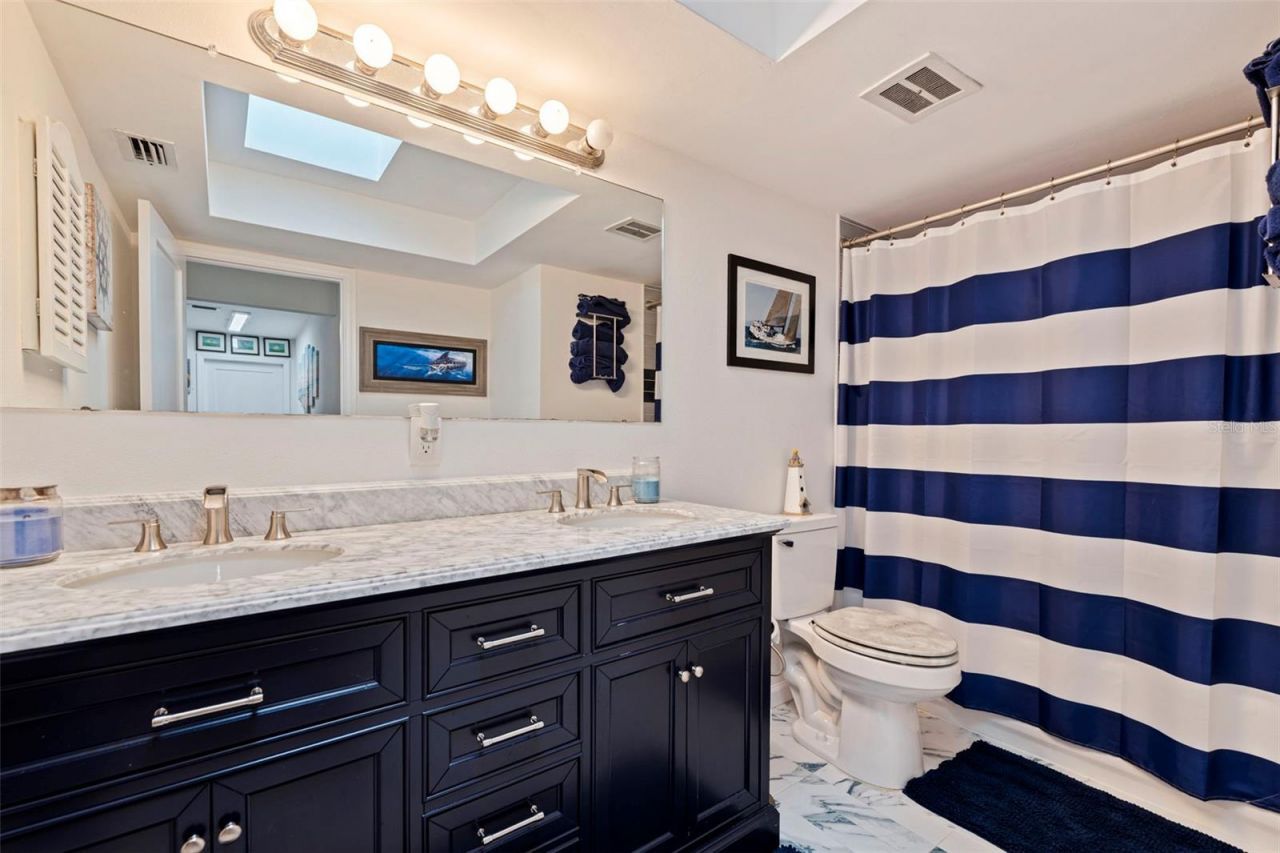 1894 Tanglewood Drive Ne, Saint Petersburg, FL 33702 Photo