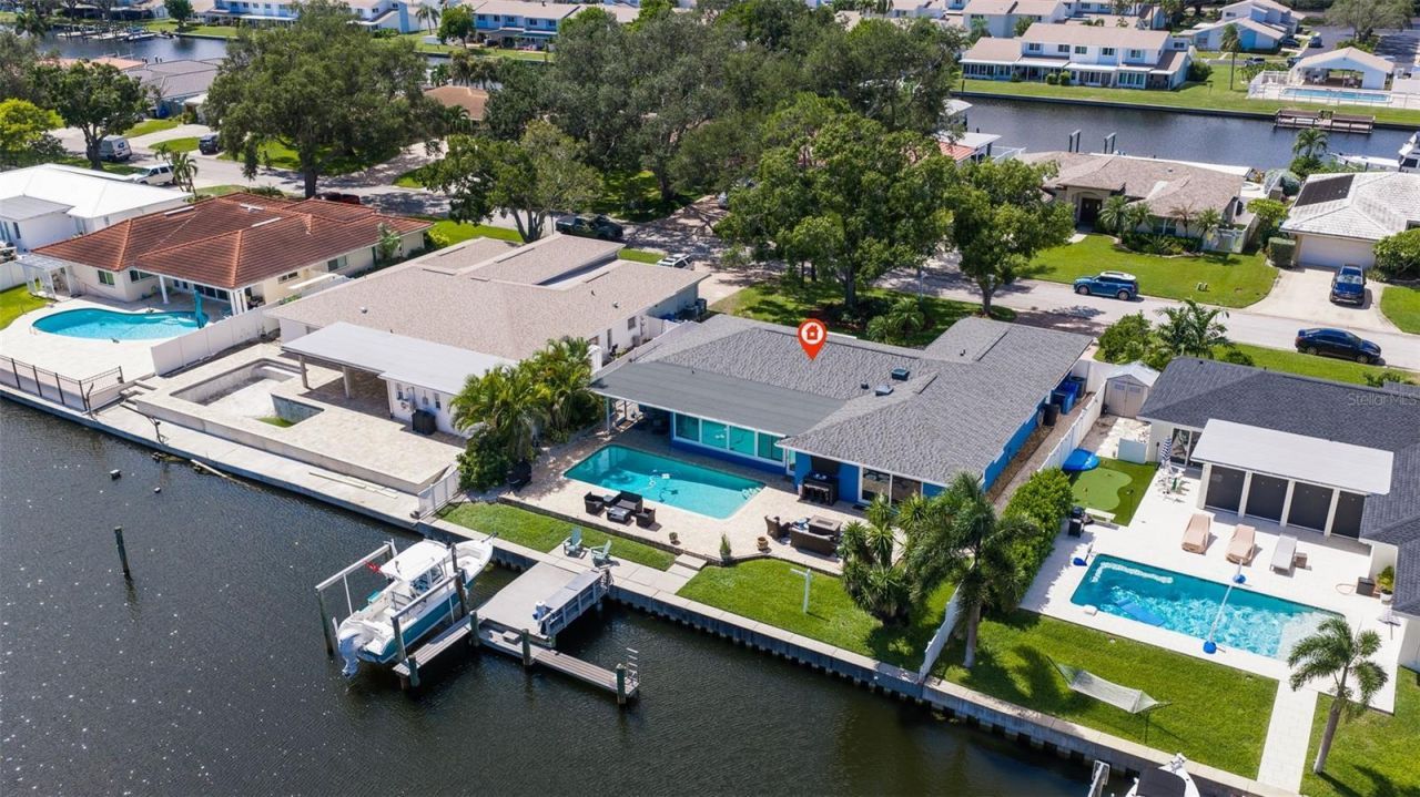 1894 Tanglewood Drive Ne, Saint Petersburg, FL 33702 Photo