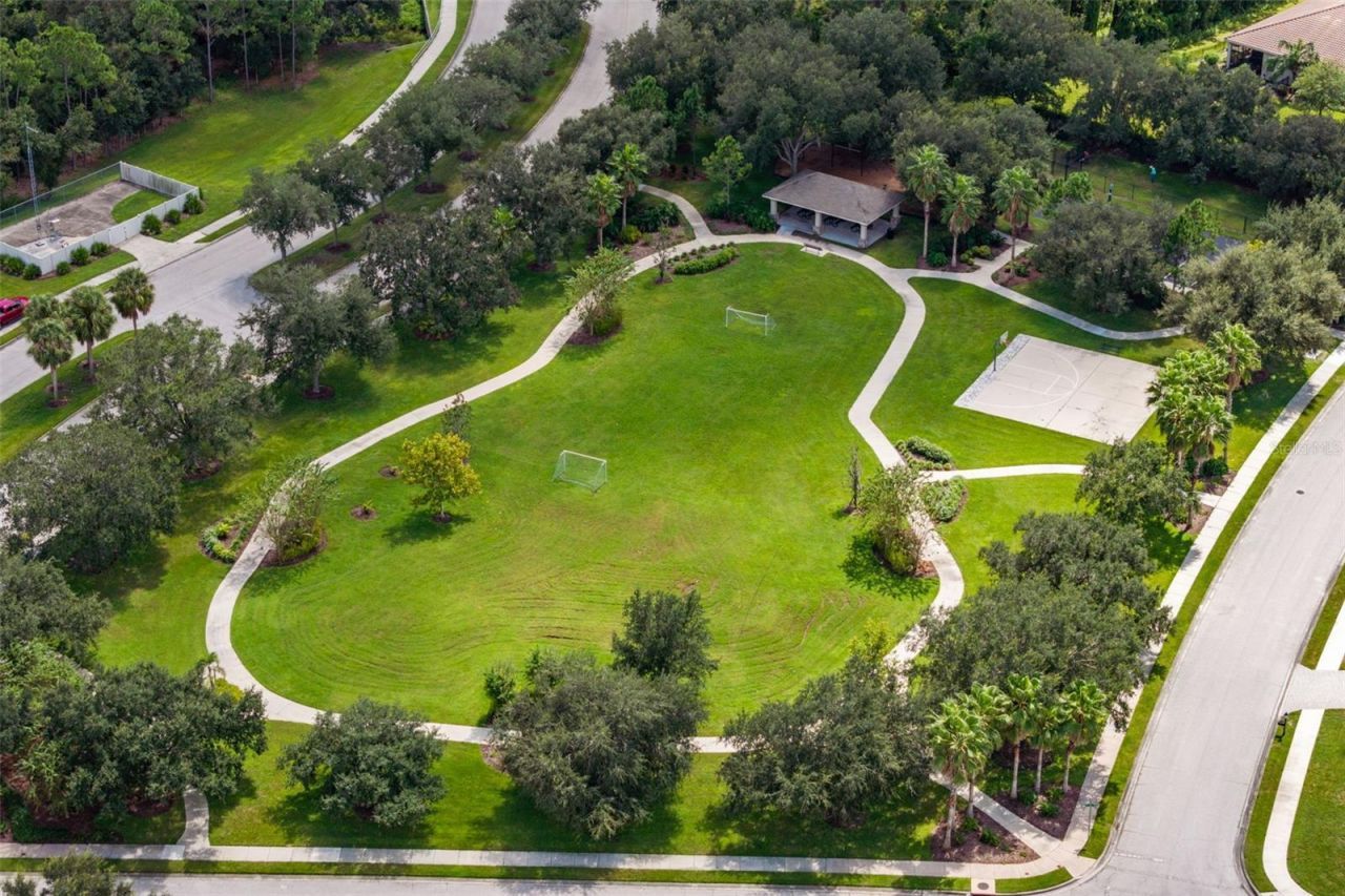 125 167th Boulevard E, Bradenton, FL 34212 Photo