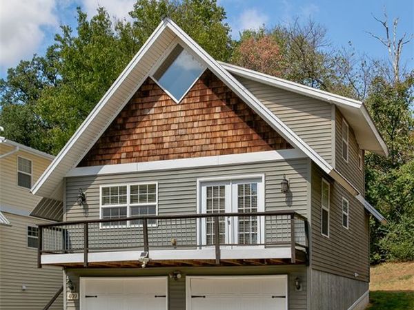 409 W Tahlequah Street , Siloam Springs, AR 72761