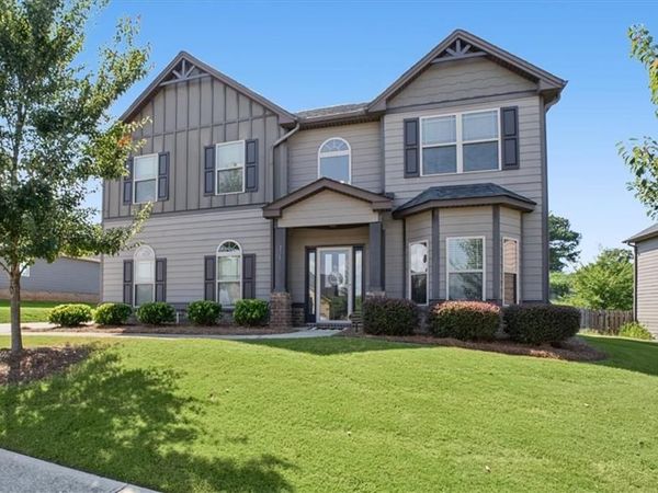 225 Silver Ridge Road , Covington, GA 30016