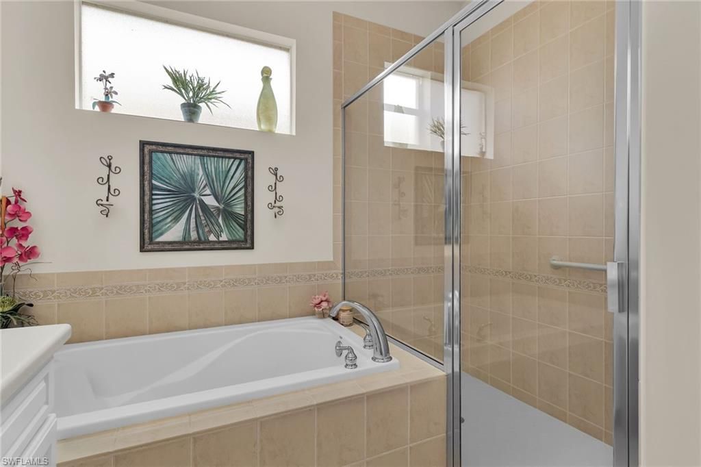 6718 Crowned Eagle Ln , Naples, FL 34113 Photo