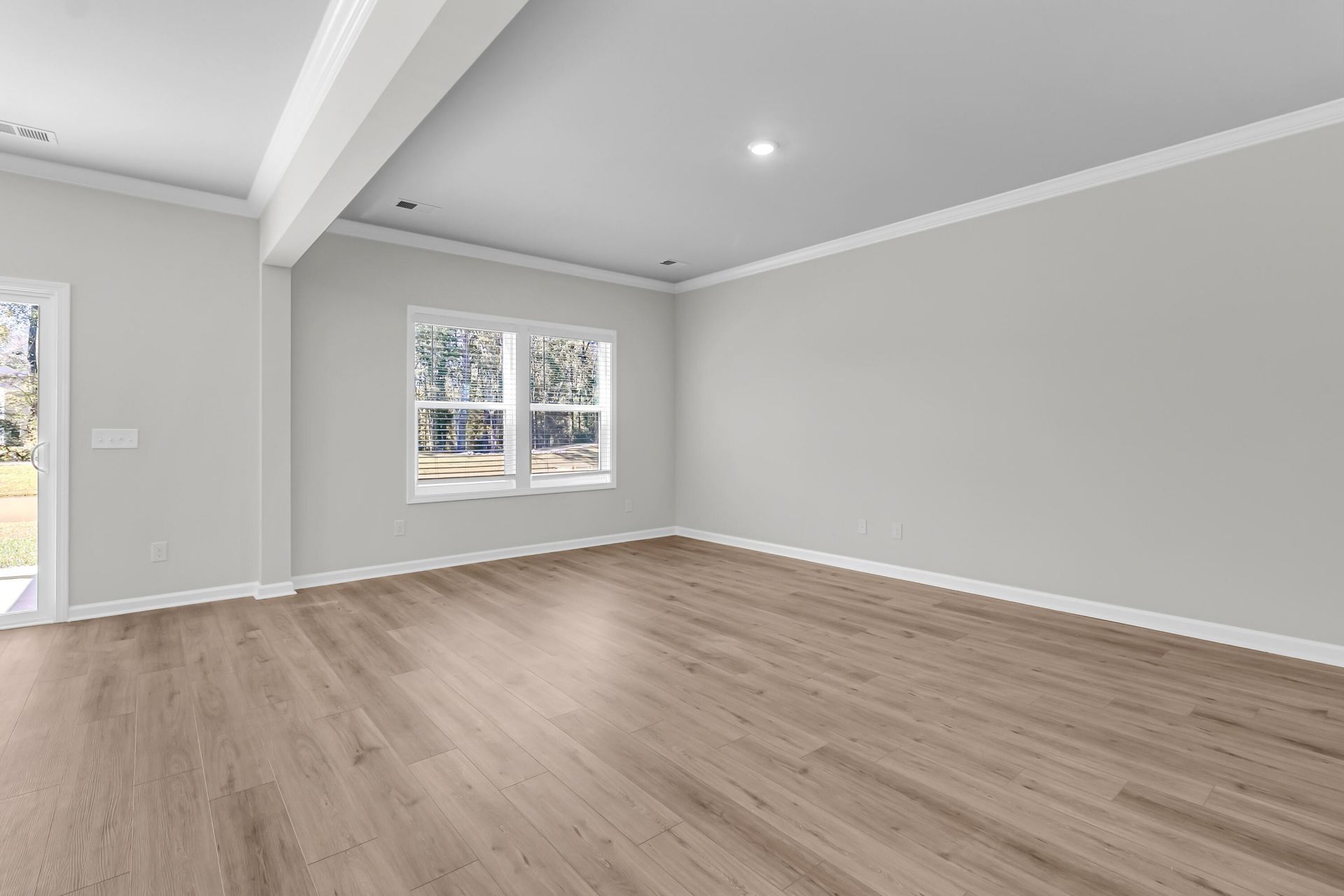 252 Central Creek Drive Photo 13