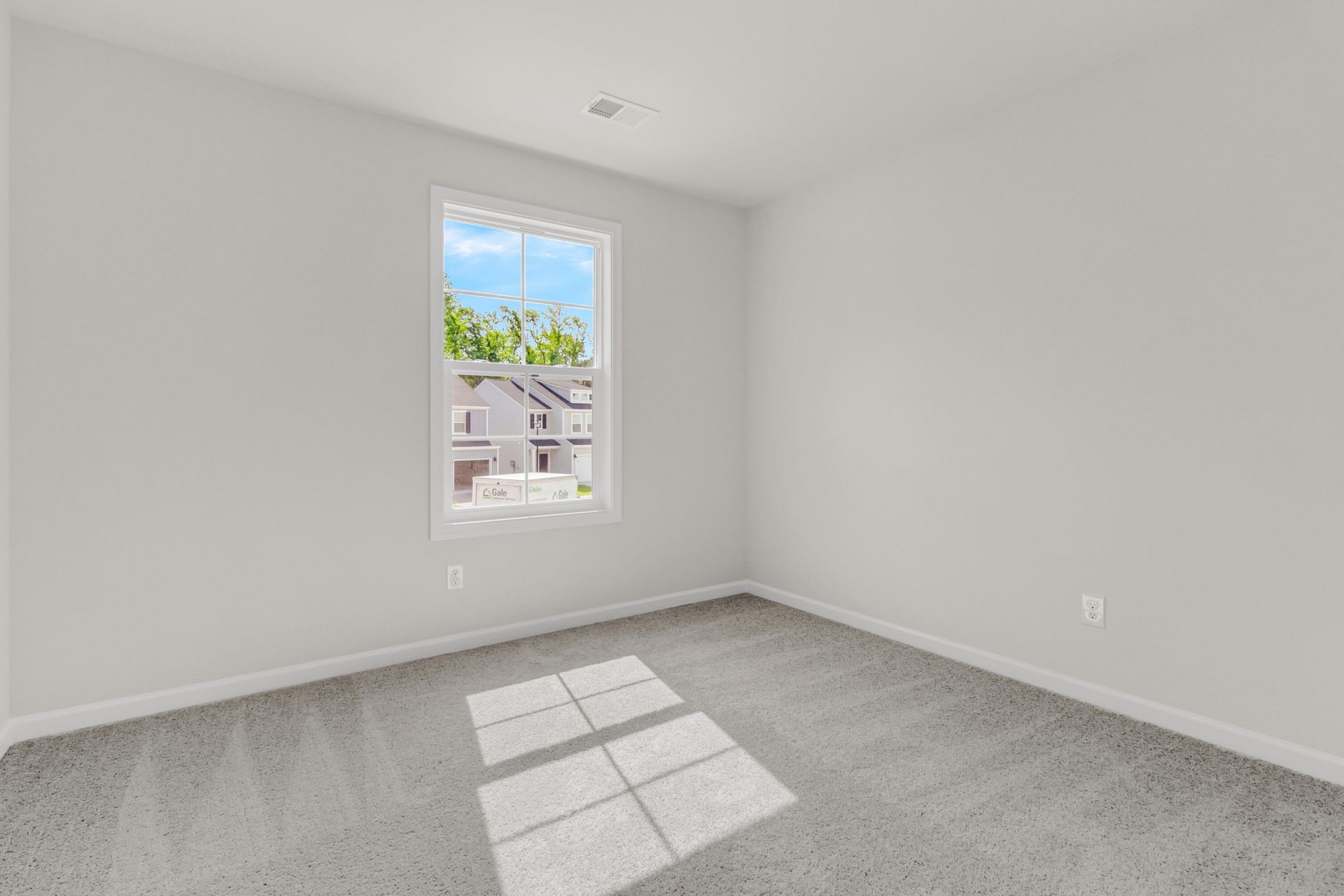 252 Central Creek Drive Photo 31