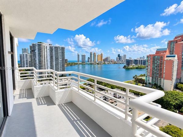 3300 NE 192nd St , Unit LP13, Aventura, FL 33180