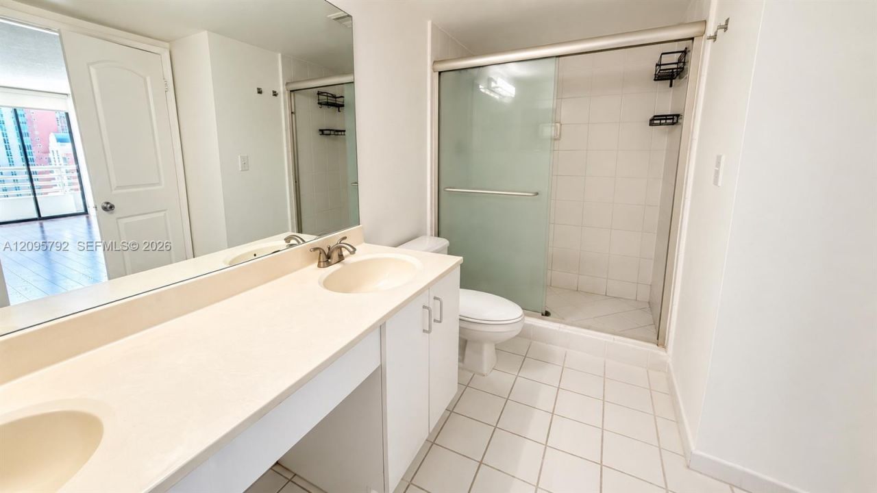 3300 NE 192nd St , Unit LP13, Aventura, FL 33180 Photo