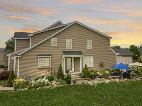 39 Luka Dr, Unit 39, Grafton, MA 01519