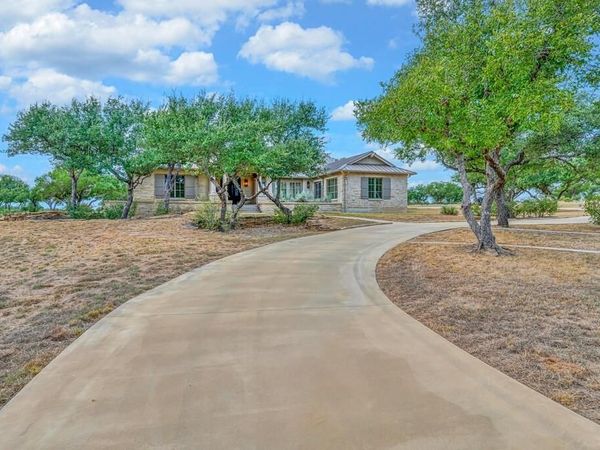 3989 Sunset Cliff Road, Burnet, TX 78611