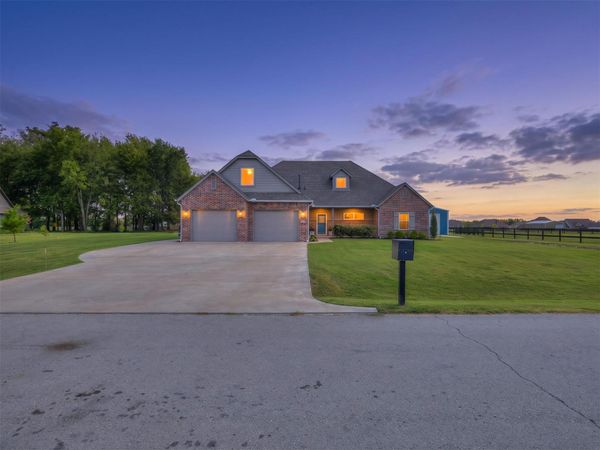 6642 S 323rd East Avenue , Broken Arrow, OK 74014