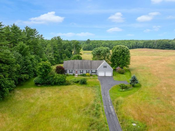 701 River Road , Buxton, ME 04093