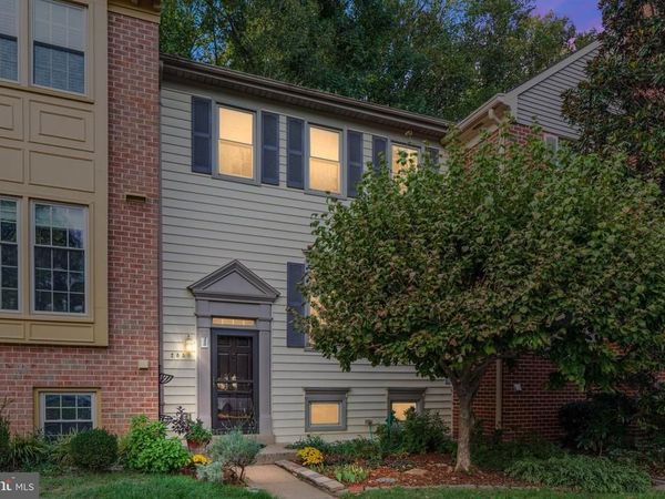 2850 KELLY SQUARE, VIENNA, VA 22181