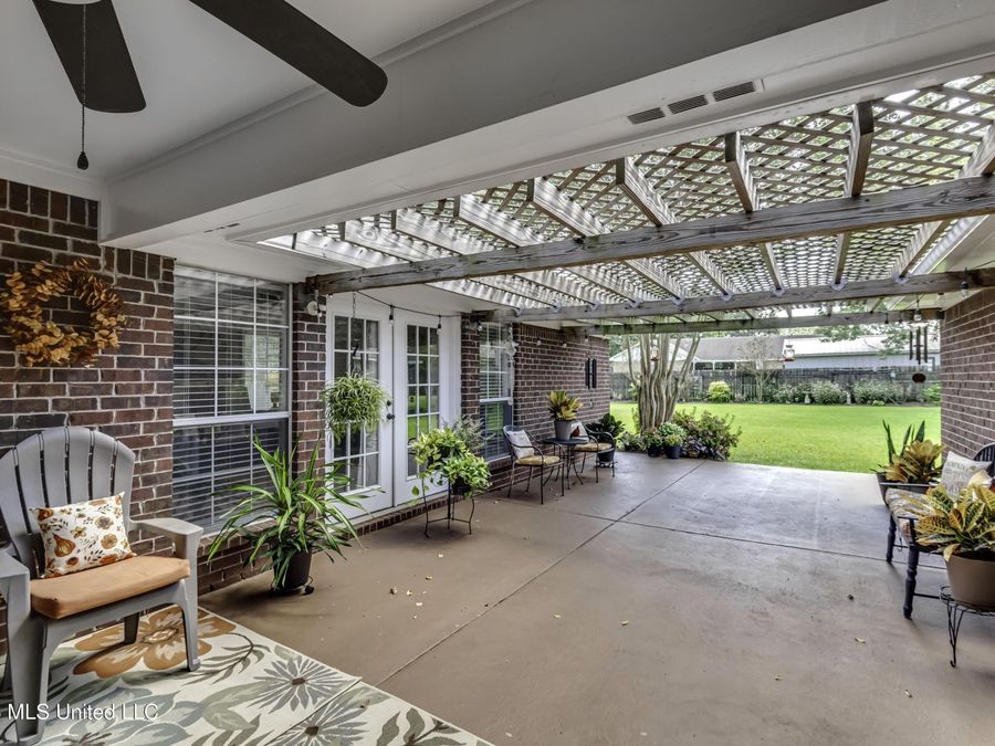 Property Image 108