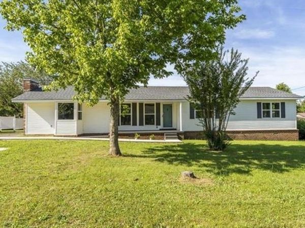 260 BARKER DR , Savannah, TN 38372