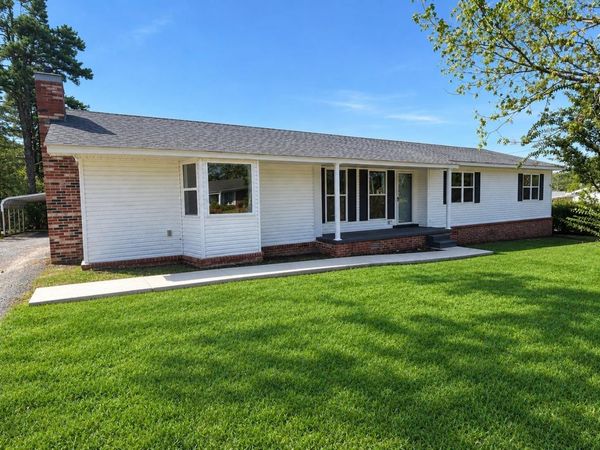 260 BARKER DR , Savannah, TN 38372