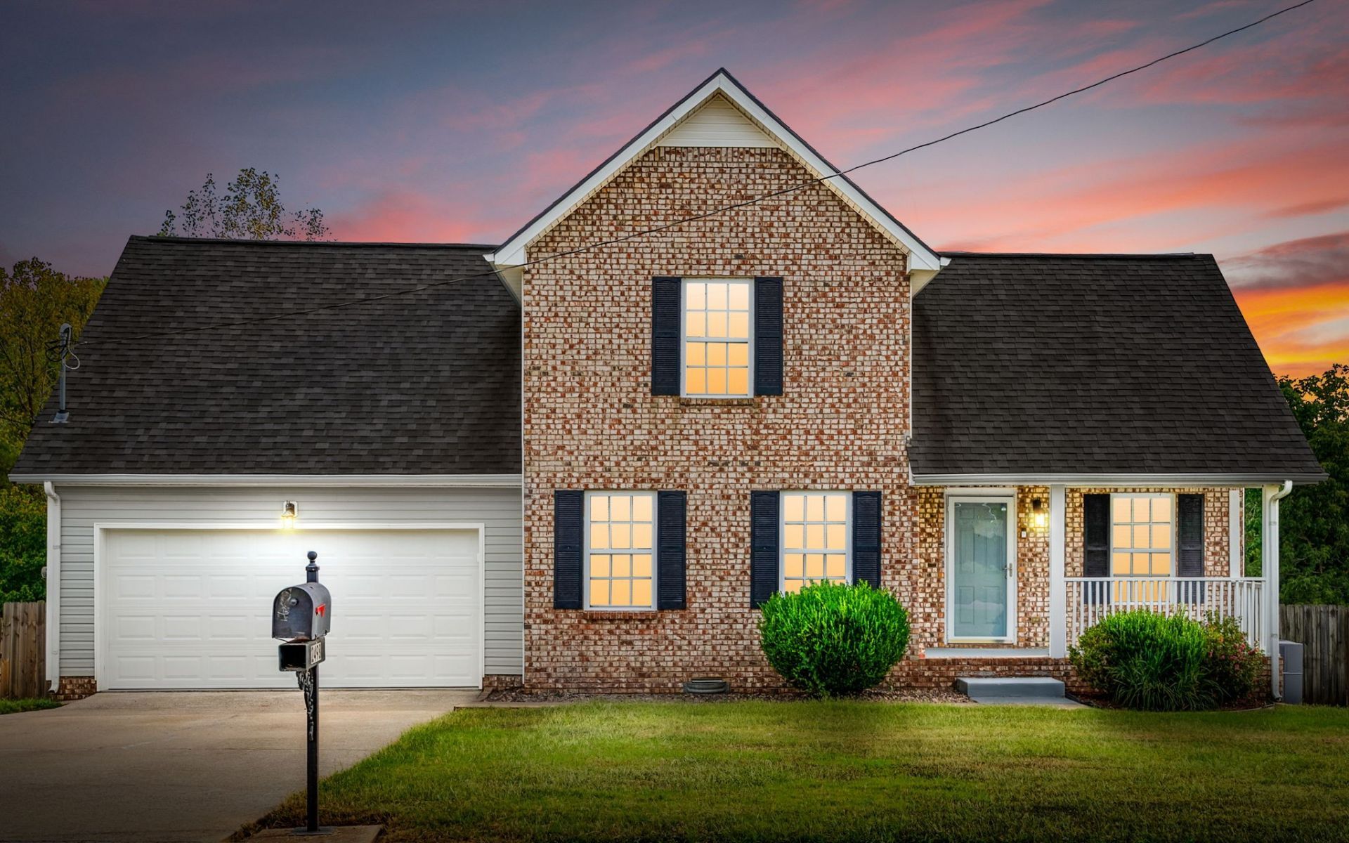 2498 Elkmont Dr, Clarksville, TN 37040 Main Photo