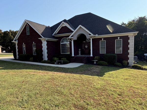 106 Stonegate Cir , Shelbyville, TN 37160