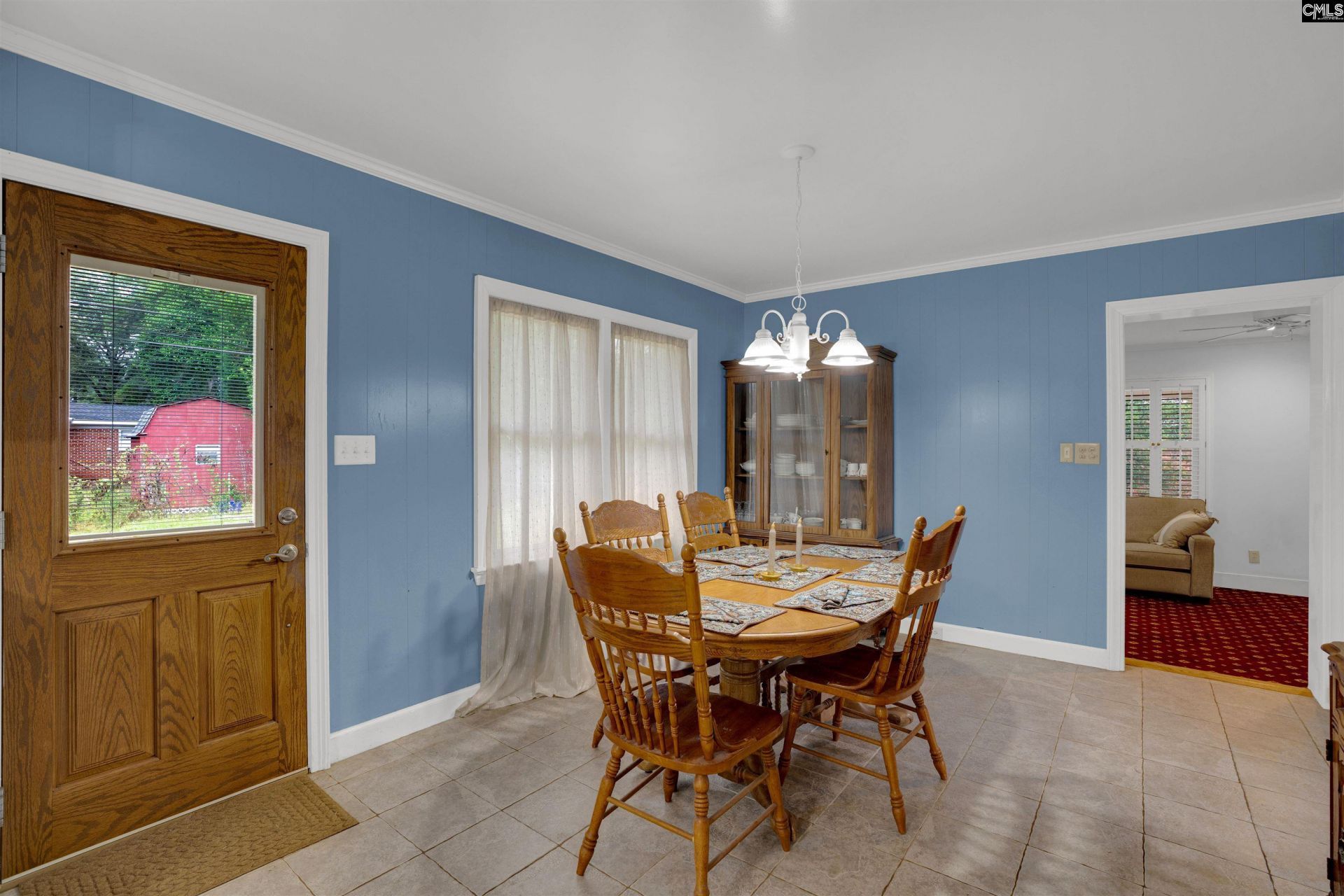 831 Veterans Road  Photo 10