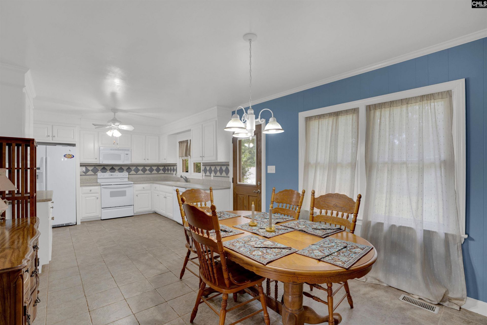 831 Veterans Road  Photo 7