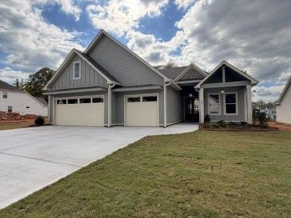 95 Loring Lane, Senoia, GA 30276