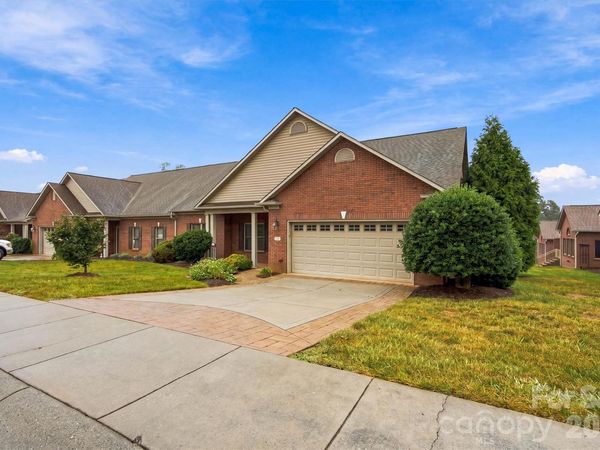 808 3rd Street NE, Conover, NC 28613