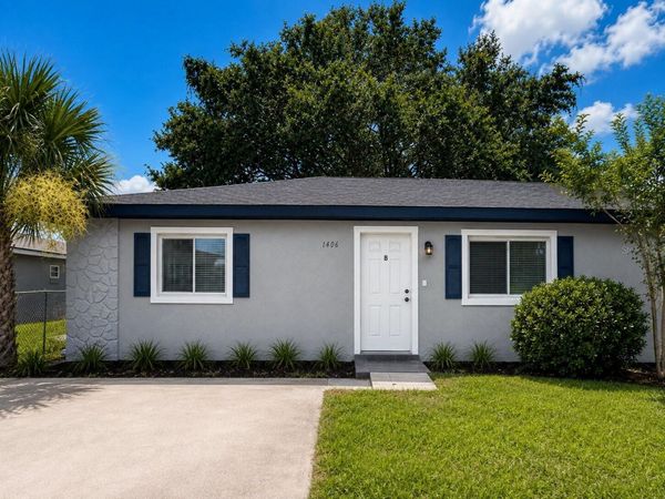 1406 CRYSTAL COURT , Unit B, TAVARES, FL 32778