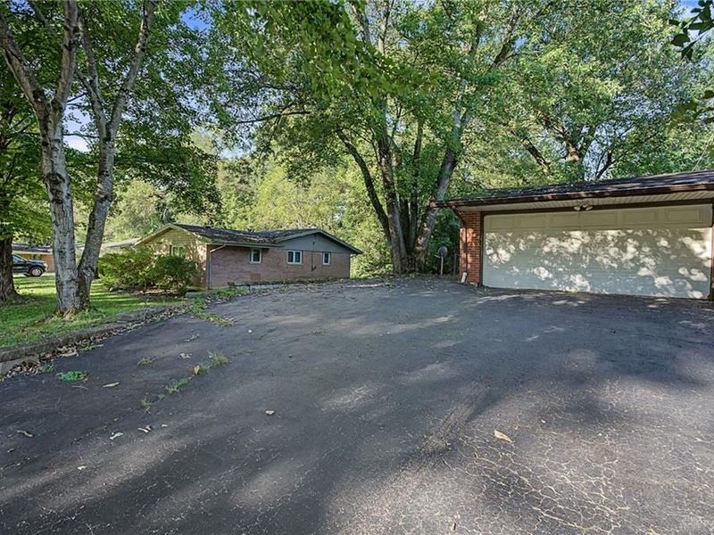 2449 Marcia Drive, Bellbrook, OH 45305 Photo 3