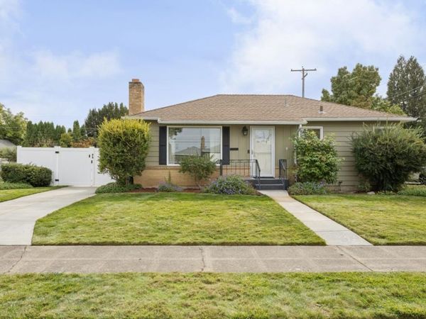 4823 W Hoffman Pl, Spokane, WA 99205