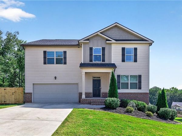 45 Filson Dr, Newnan, GA 30276