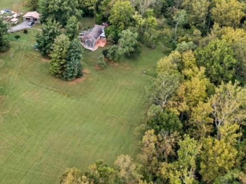 596 W Plane Street, Bethel, OH 45106 Photo 5