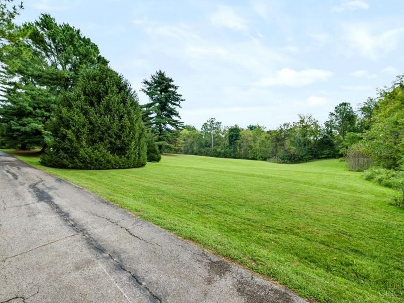 596 W Plane Street, Bethel, OH 45106 Photo 9