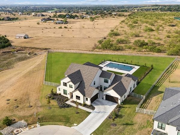 2618 Cayenne Drive , Argyle, TX 76226