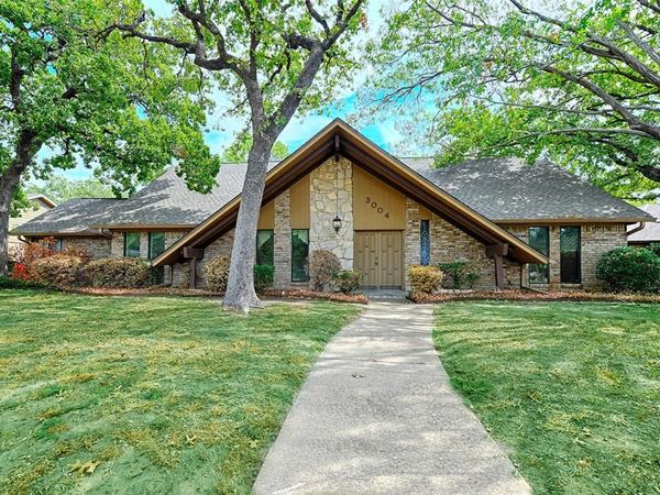 3004 Wingren Road , Irving, TX 75062