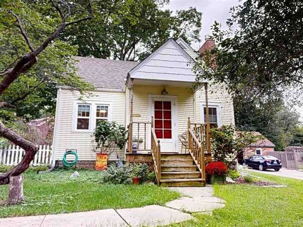 1123 Franklin, Iowa City, IA 52240