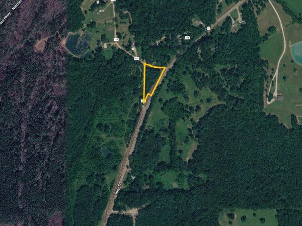Highway 32, Van Vleet, MS 38851