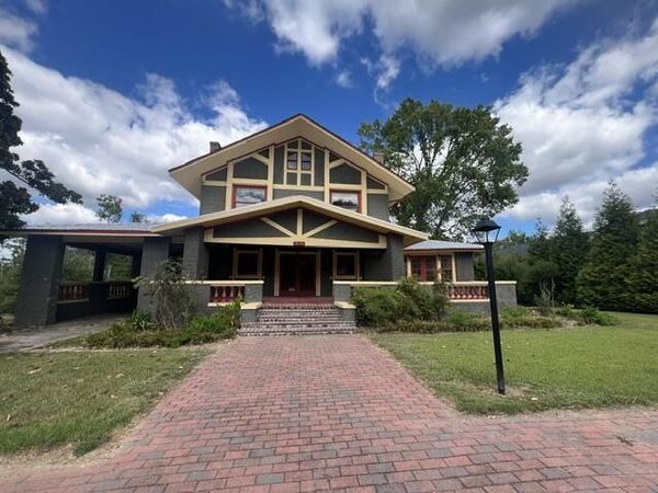 515 E 4th St., Corinth, MS 38834