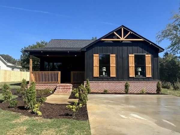 1265 Hwy 348, New Albany, MS 38652